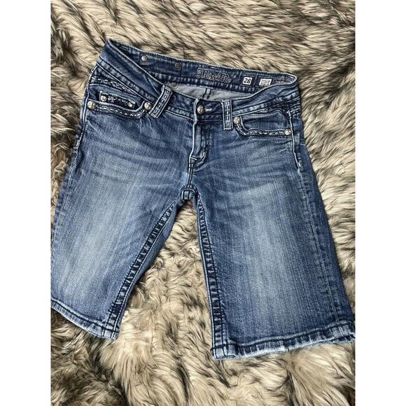 Miss Me Bermuda Embelished Blue Jean Short's Women's Size 28 - Picture 1 of 3